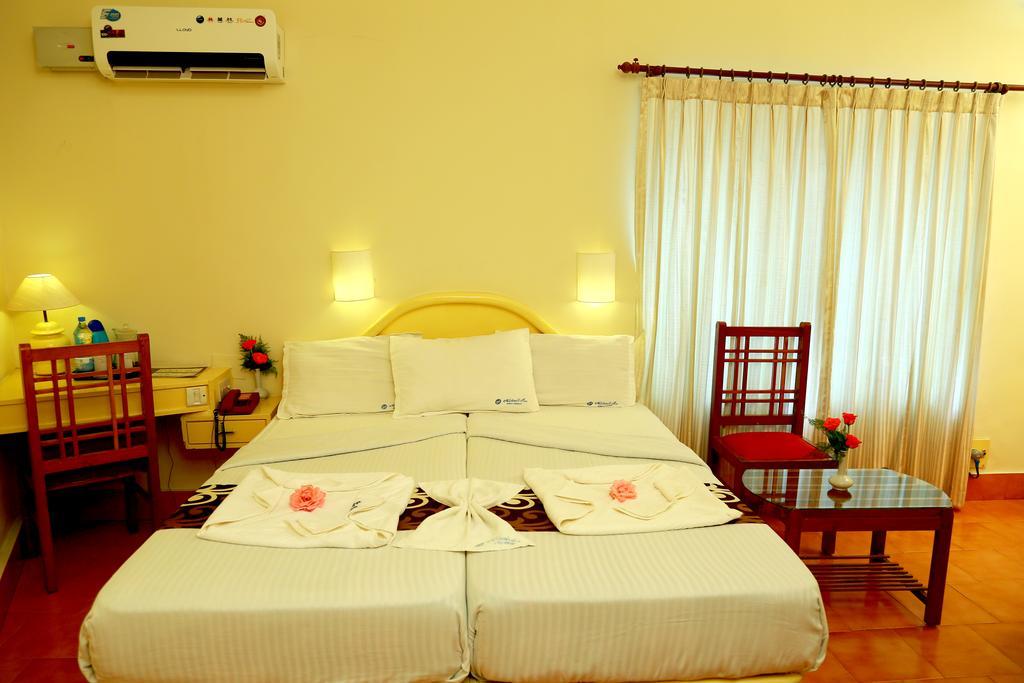 Michaels Inn Теккади Экстерьер фото